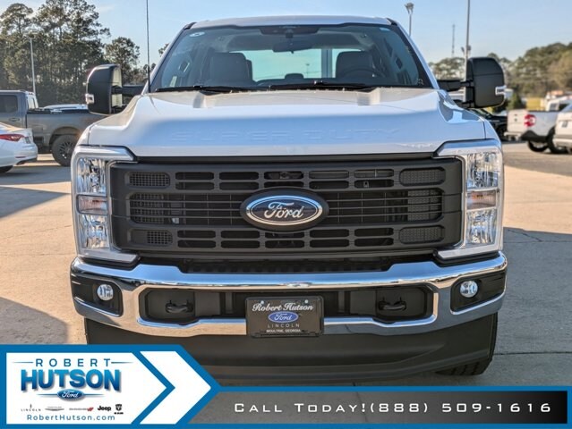 2025 Ford F-350 XL photo 3