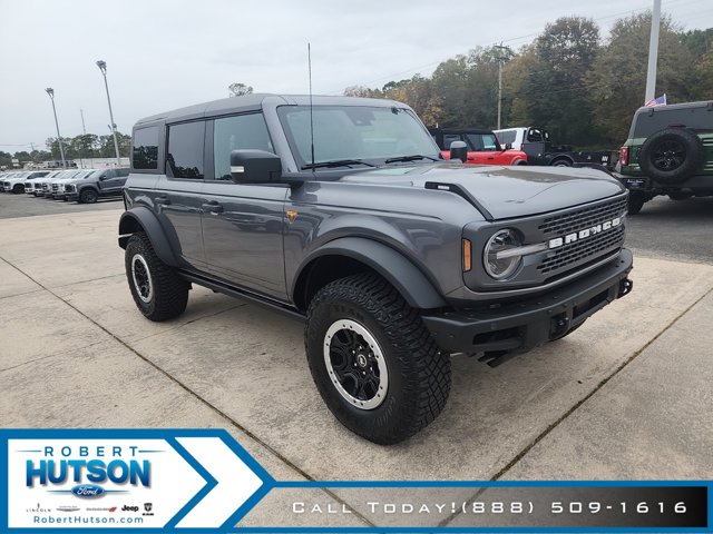 2023 Ford Bronco Badlands photo 4