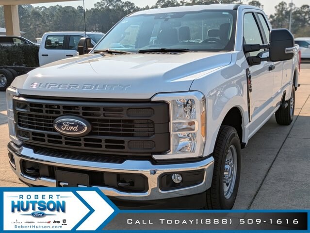 2025 Ford F-250 XL photo 2