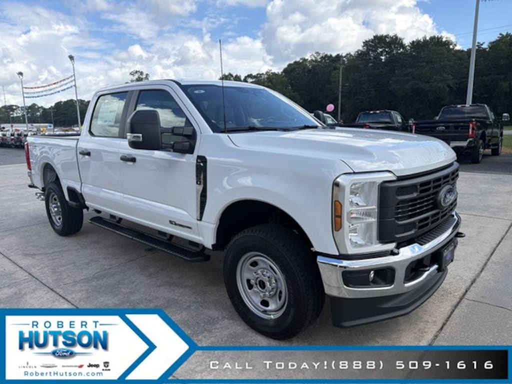 New 2026 Ford Super Duty F-350® XL Truck Crew Cab