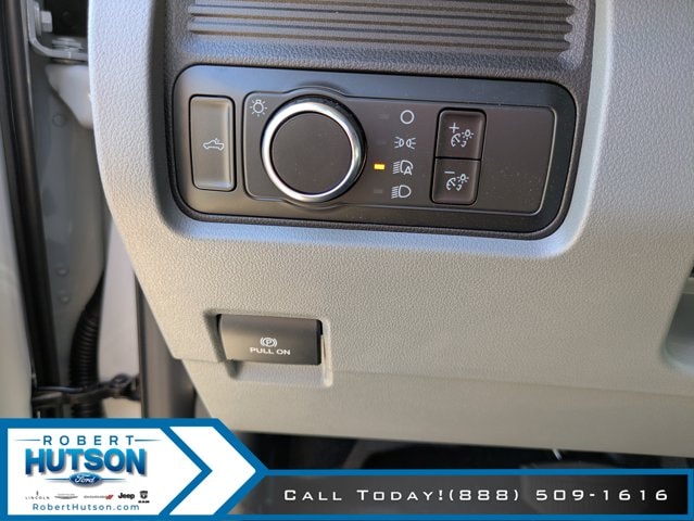 2025 Ford F-350 Super Duty XL - Photo 24