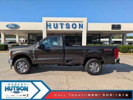 2025 Ford Super Duty F-350 XLT TRUCK