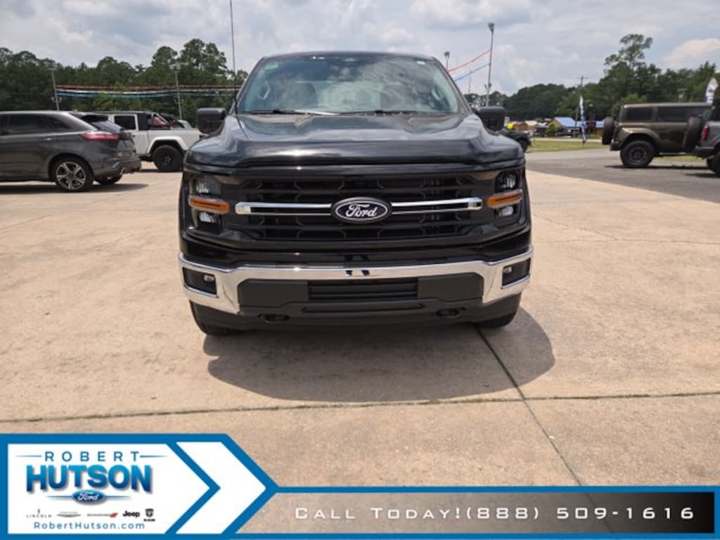 New 2026 Ford F-150 XLT Truck SuperCrew Cab