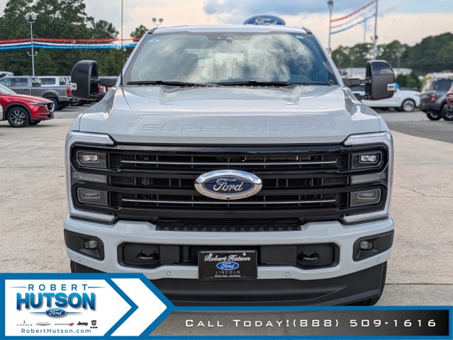 2025 Ford F-250 Platinum photo 3