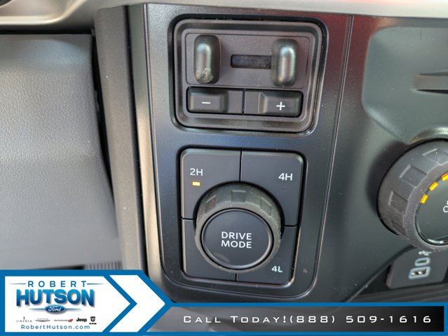 2025 Ford F-450 Super Duty Chassis Cab XL - Photo 19