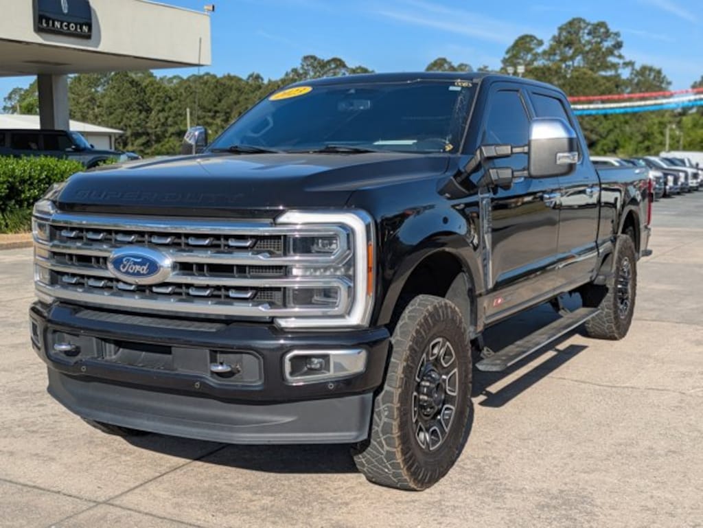 Used 2023 Ford F-250 Platinum Platinum 4WD Crew Cab 6.75 Box