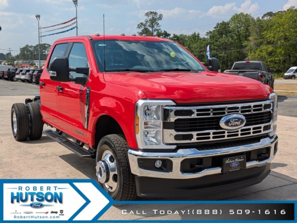 New 2026 Ford Chassis Cab F-350® XL Truck Crew Cab