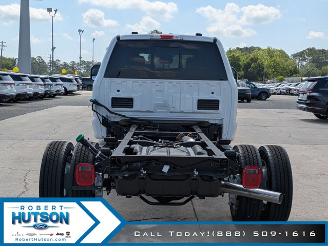 2025 Ford F-450 Super Duty Chassis Cab XL - Photo 5