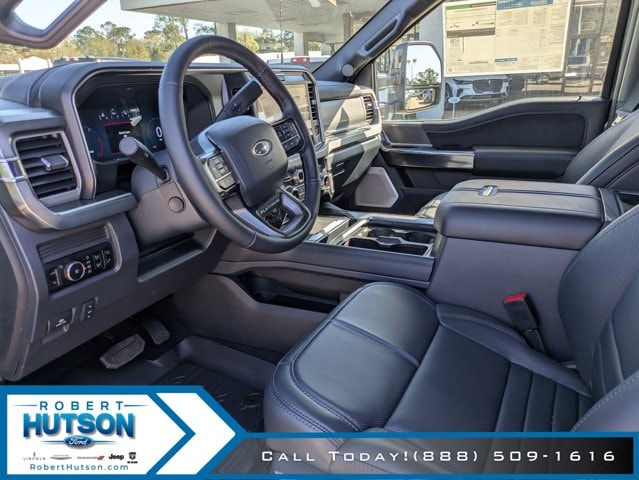 2025 Ford F-250 Super Duty Platinum - Photo 18