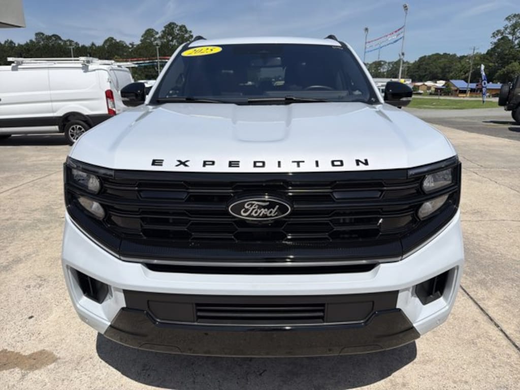 Used 2025 Ford Expedition Platinum SUV