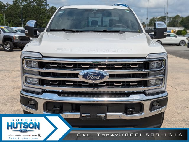 2025 Ford F-350 King Ranch photo 3