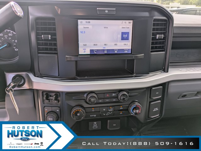 2025 Ford F-450 Super Duty Chassis Cab XL - Photo 16