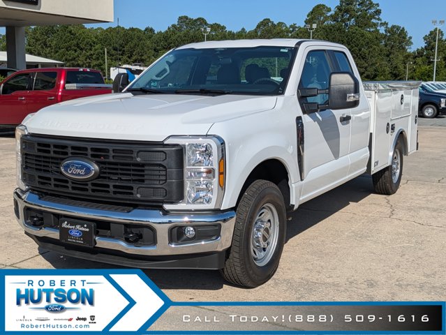 2025 Ford F-250 XL photo 2