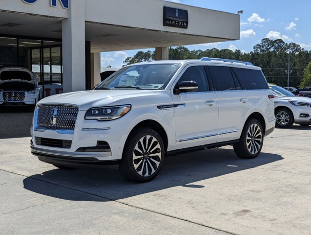 2024 Lincoln Navigator Reserve photo 2