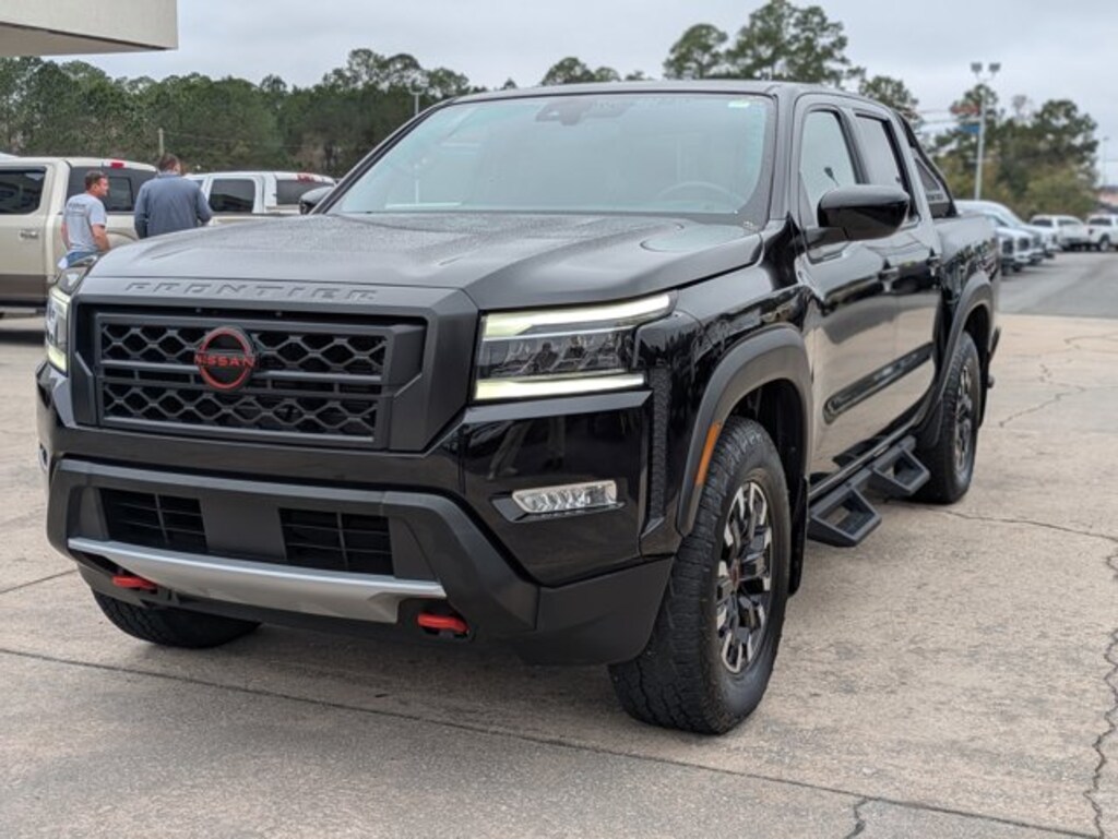 Used 2023 Nissan Frontier PRO-X Crew Cab 4x2 PRO-X Auto *Ltd Avail*