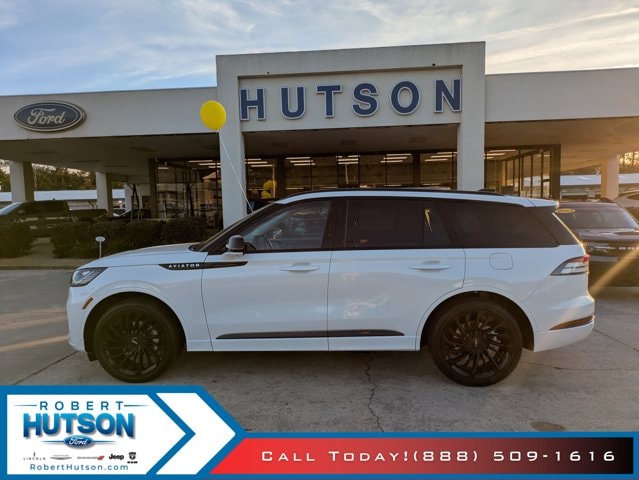 2026 Lincoln Aviator Reserve's photo