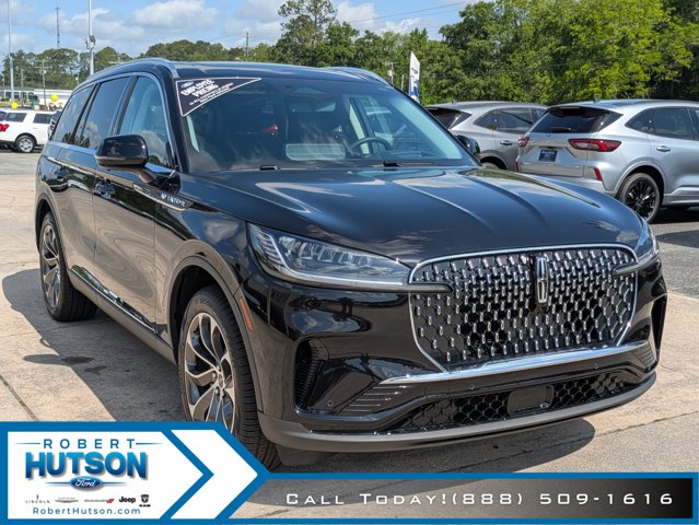 2025 Lincoln Aviator Reserve photo 4