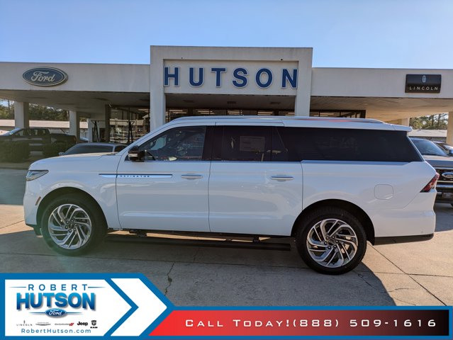 2025 Lincoln Navigator Reserve L's photo