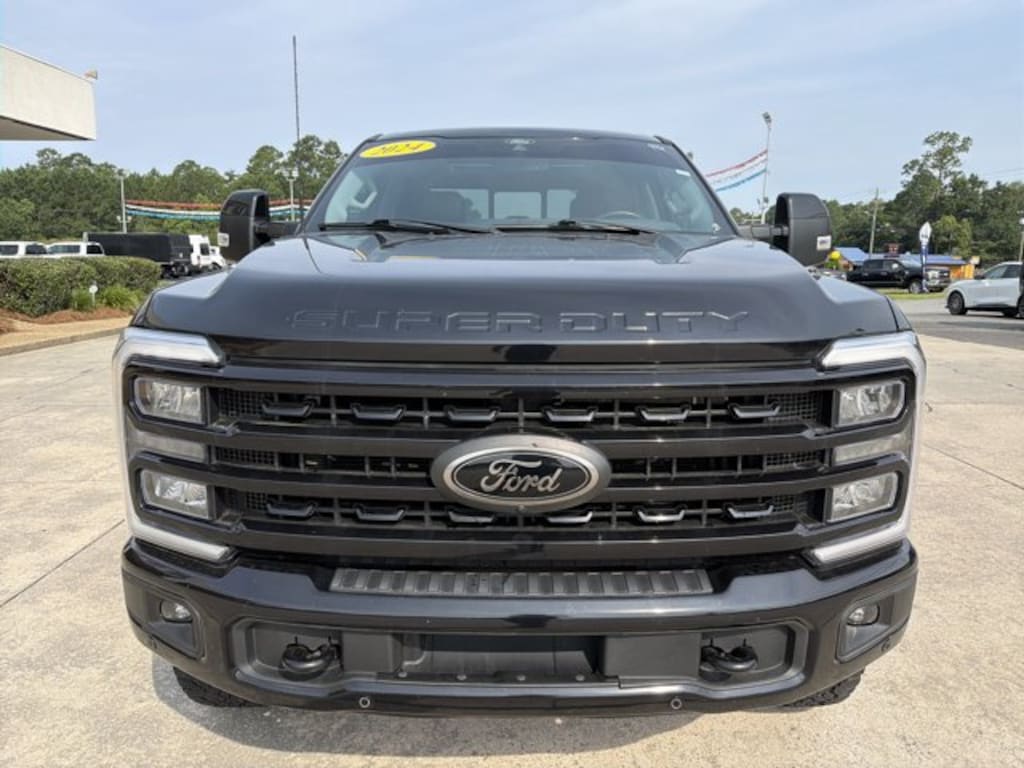 Used 2024 Ford Super Duty F-250 SRW LARIAT LARIAT 4WD Crew Cab 6.75 Box