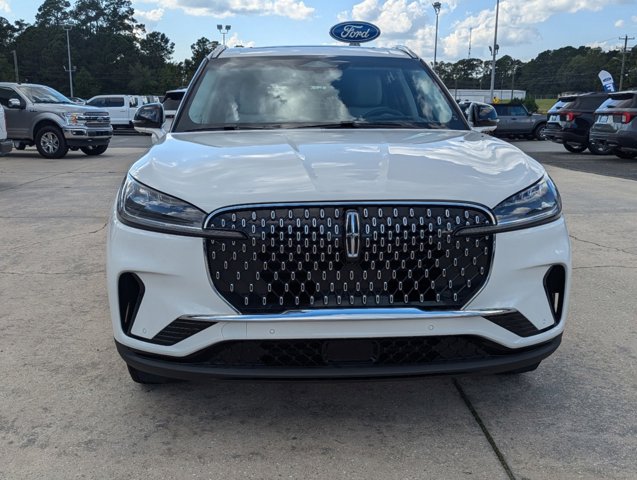 2025 Lincoln Aviator Premiere photo 3