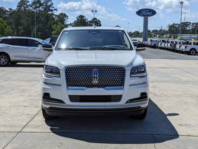 2024 Lincoln Navigator Reserve photo 3