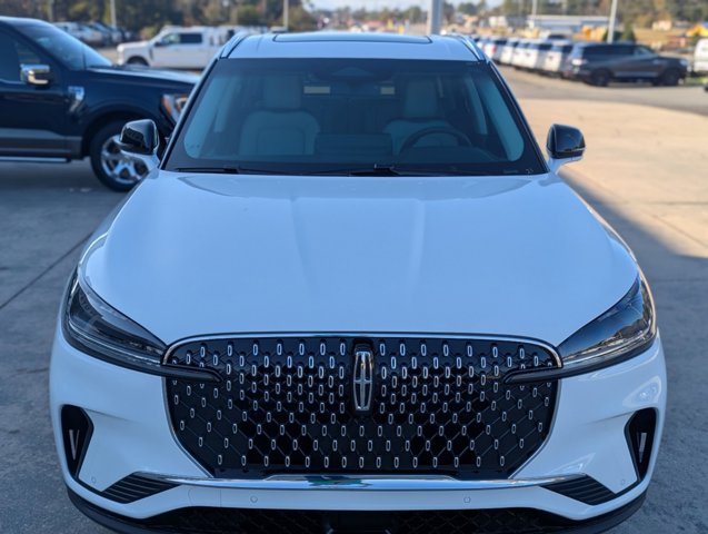 2025 Lincoln Aviator Premiere photo 4