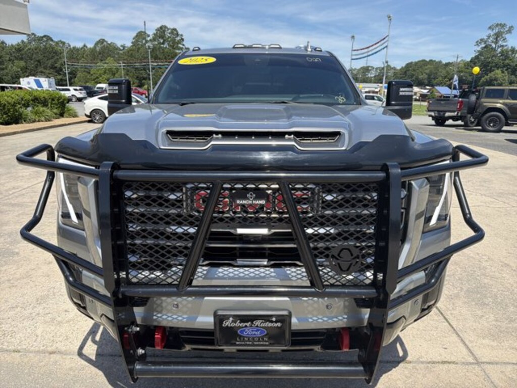 Used 2025 GMC Sierra 2500HD AT4 4WD Crew Cab 159 AT4