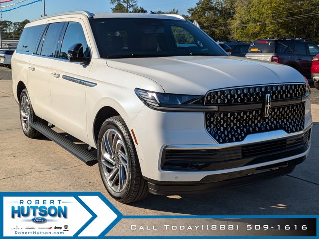 2025 Lincoln Navigator L Reserve photo 4