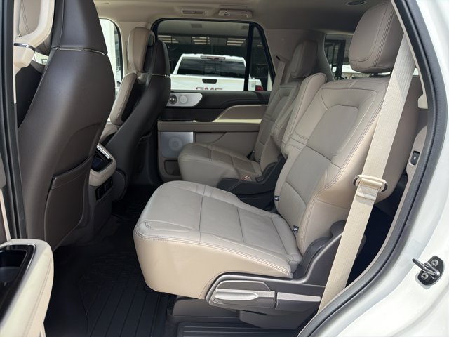 2023 Lincoln Navigator Reserve - Photo 18
