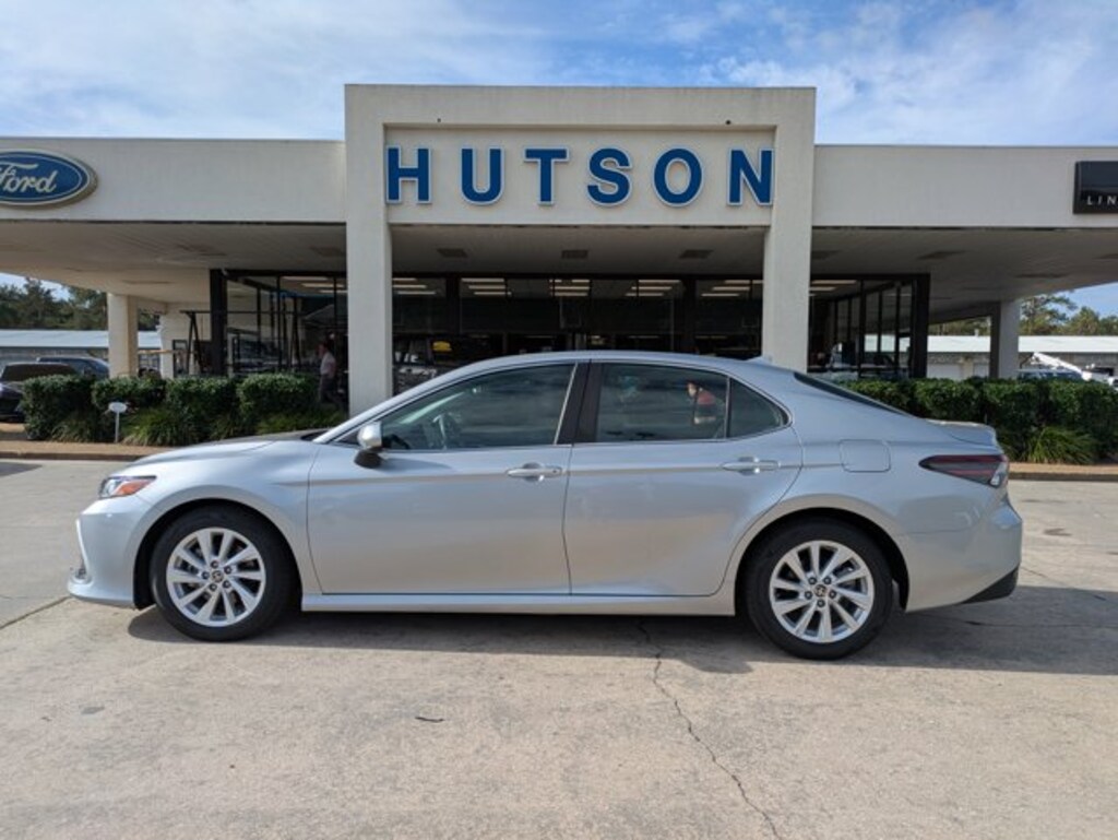 Used 2023 Toyota Camry LE LE Auto