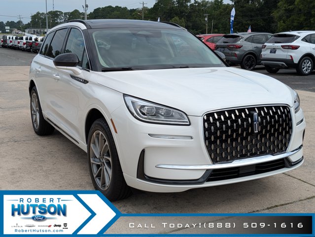 2025 Lincoln Corsair Grand Touring photo 4
