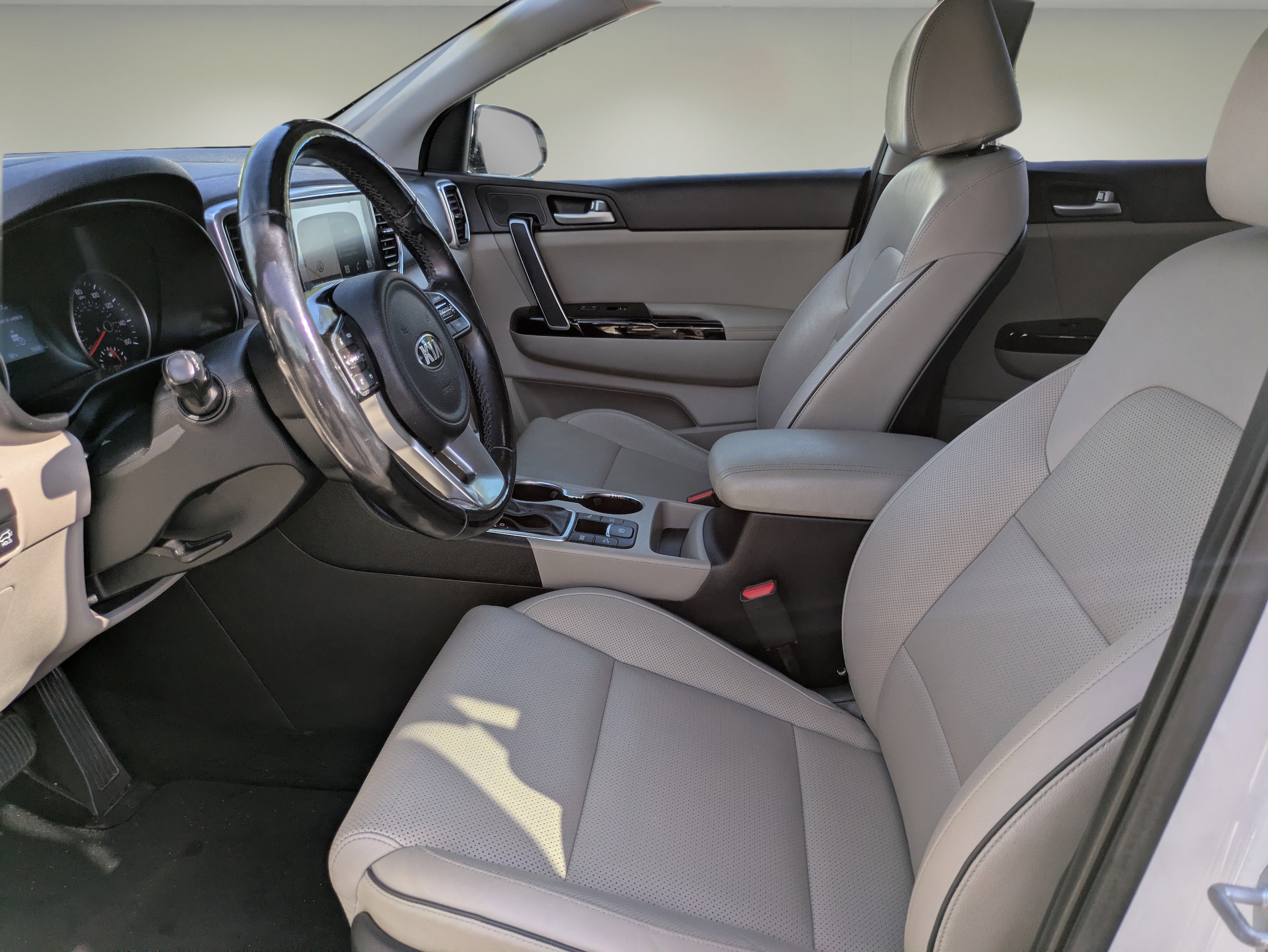 2020 Kia Sportage EX - Photo 19