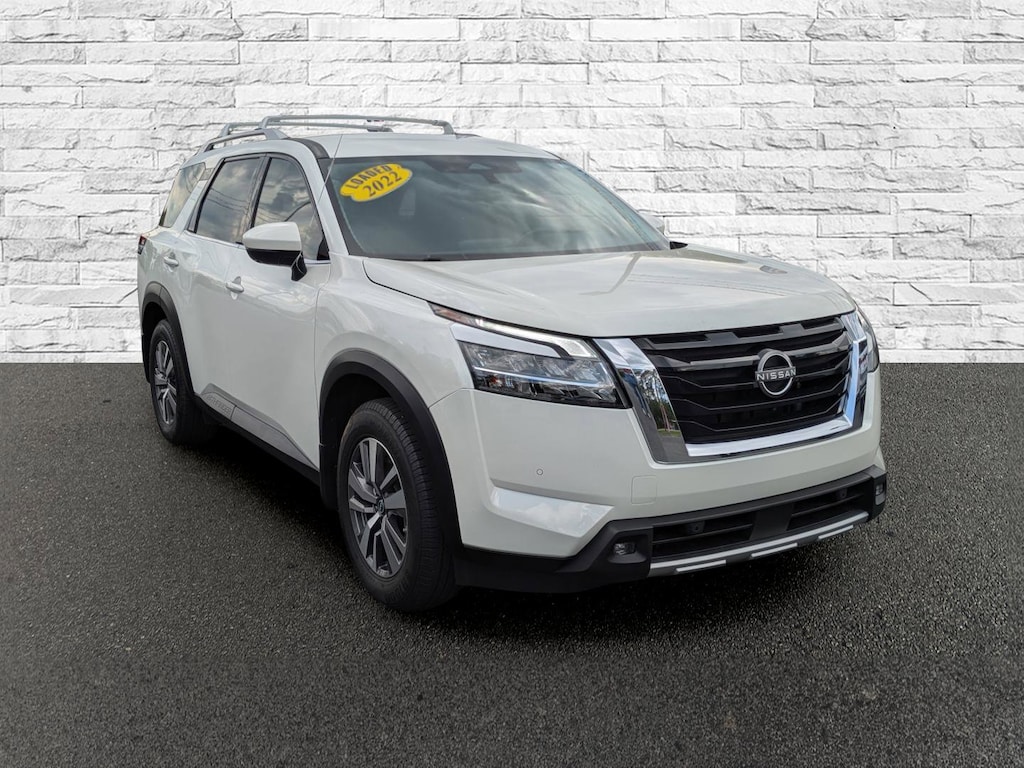 Used 2022 Nissan Pathfinder SL SUV