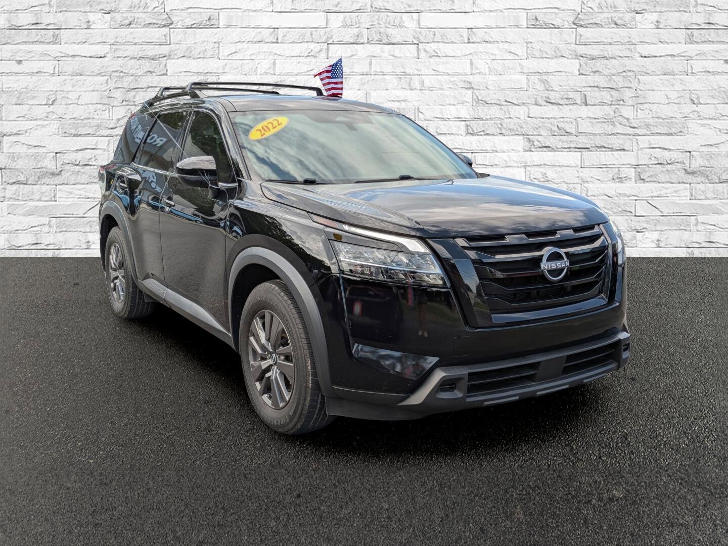 2022 Nissan Pathfinder SV photo 4