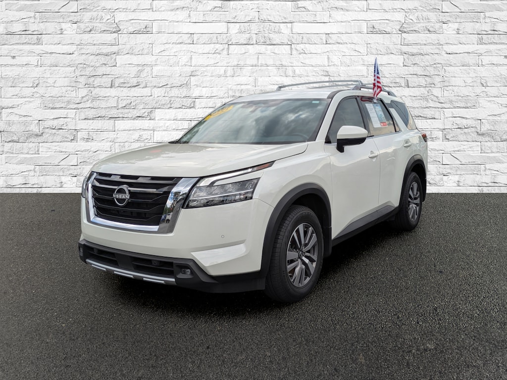 Used 2022 Nissan Pathfinder SL SUV