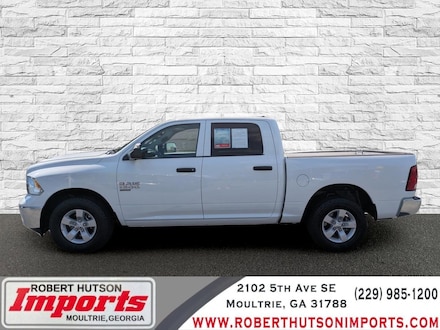 2023 Ram 1500 Classic SLT Truck Crew Cab