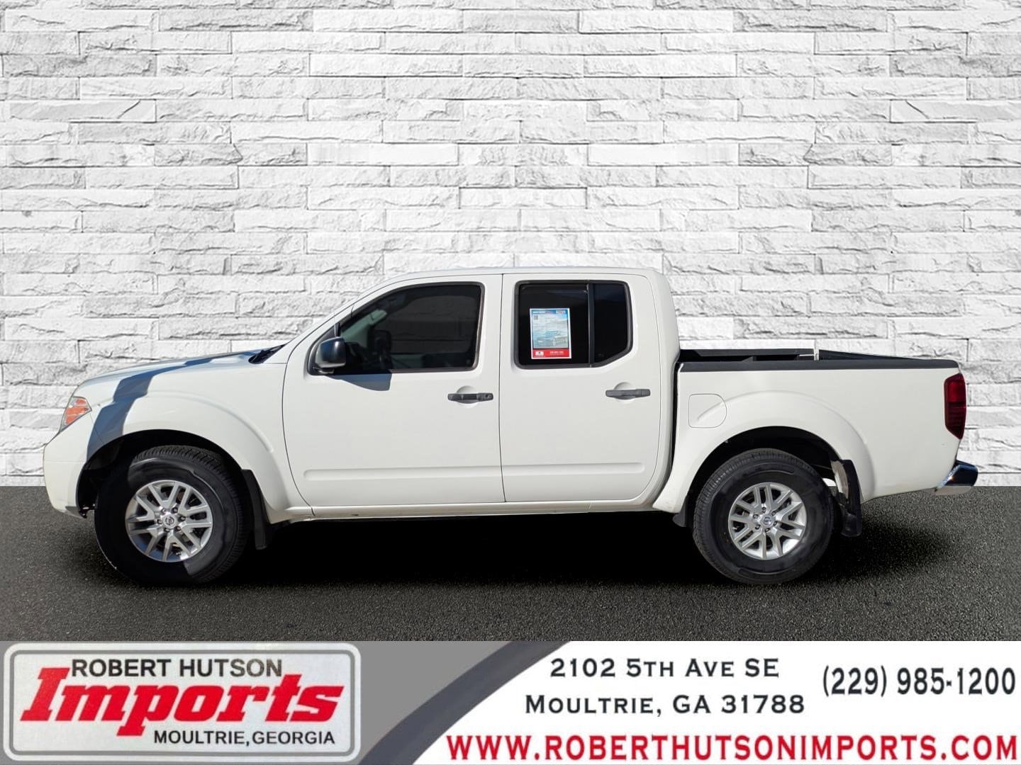 2019 Nissan Frontier SV's photo