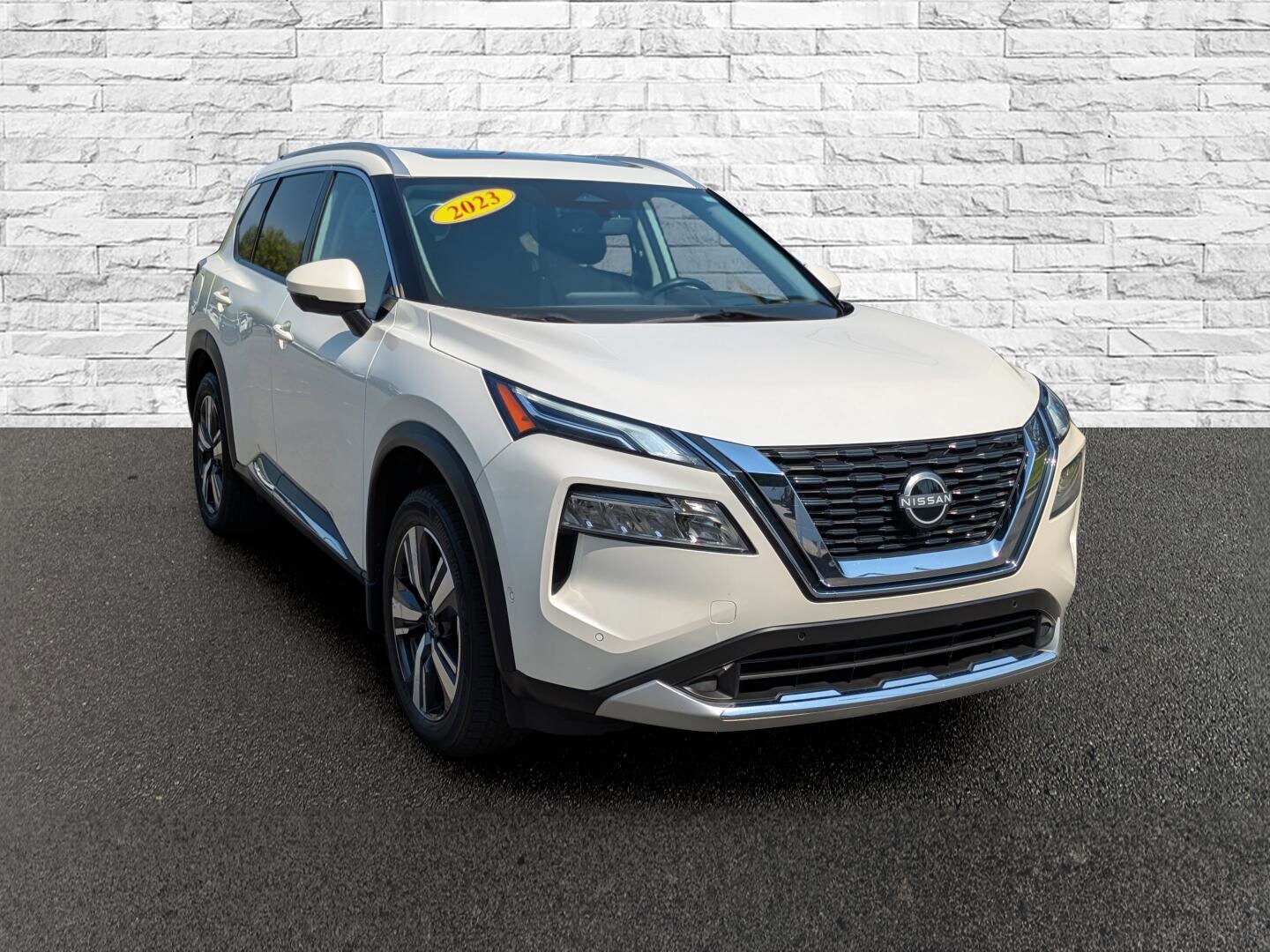 2023 Nissan Rogue Platinum photo 4