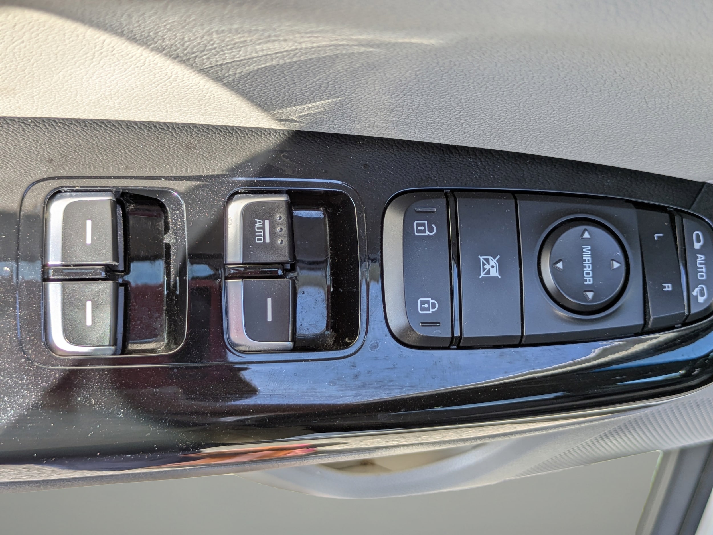 2020 Kia Sportage EX - Photo 17