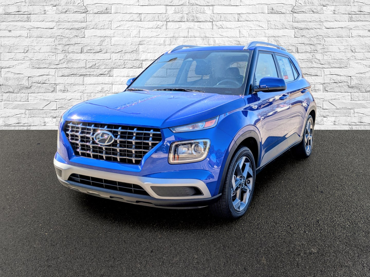 2025 Hyundai Venue SEL - Photo 4