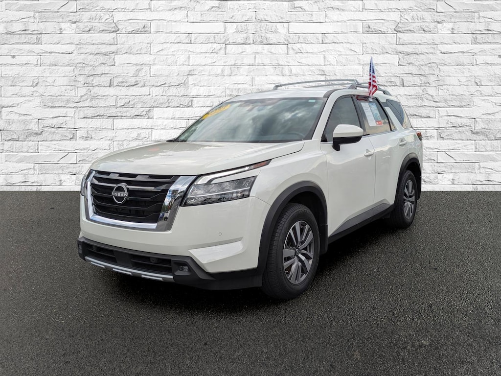 Used 2022 Nissan Pathfinder SL SUV