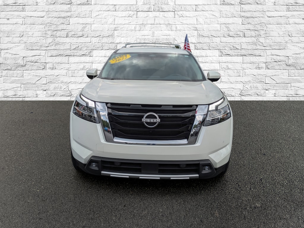 Used 2022 Nissan Pathfinder SL SUV