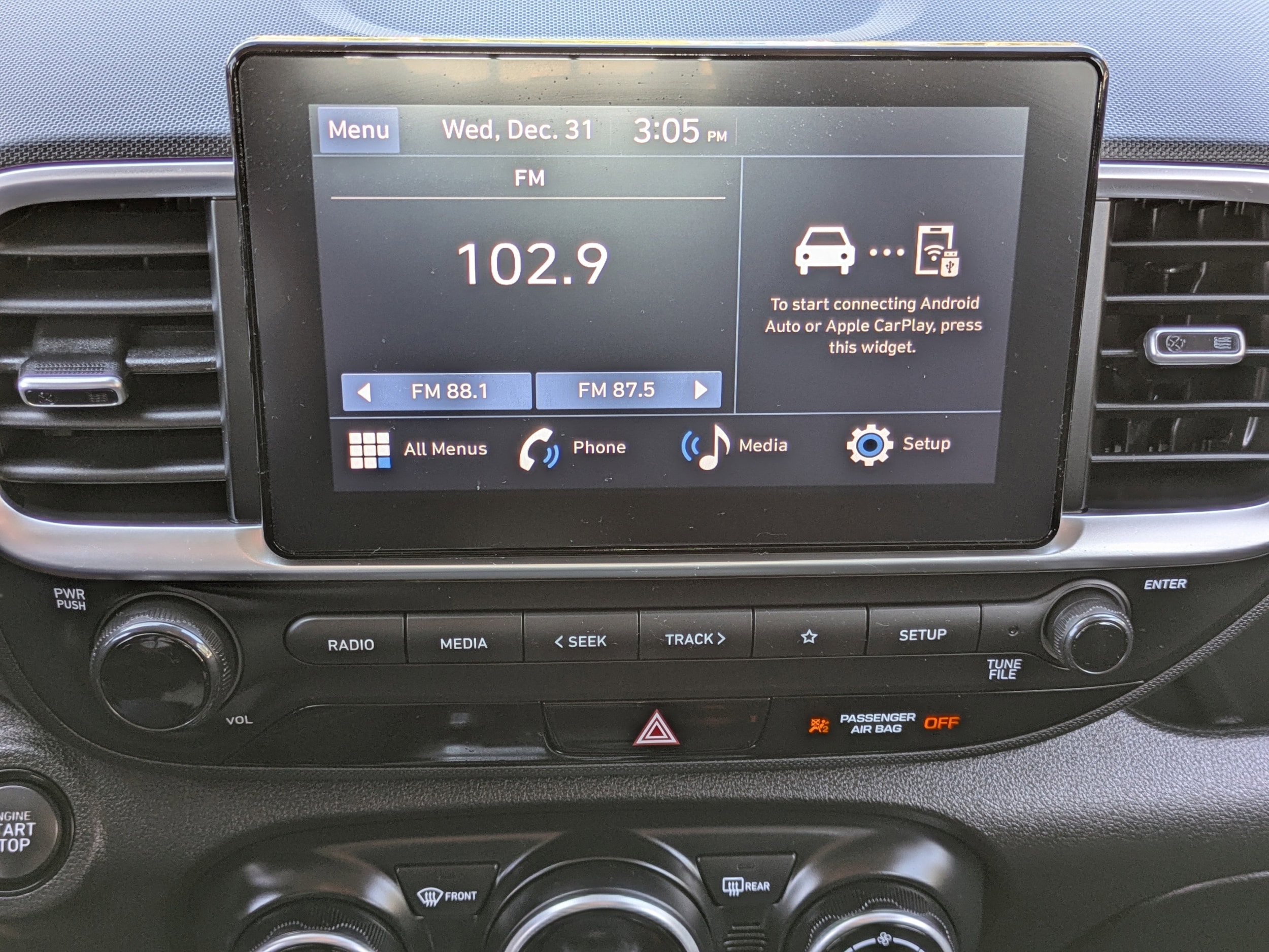 2025 Hyundai Venue SEL - Photo 21