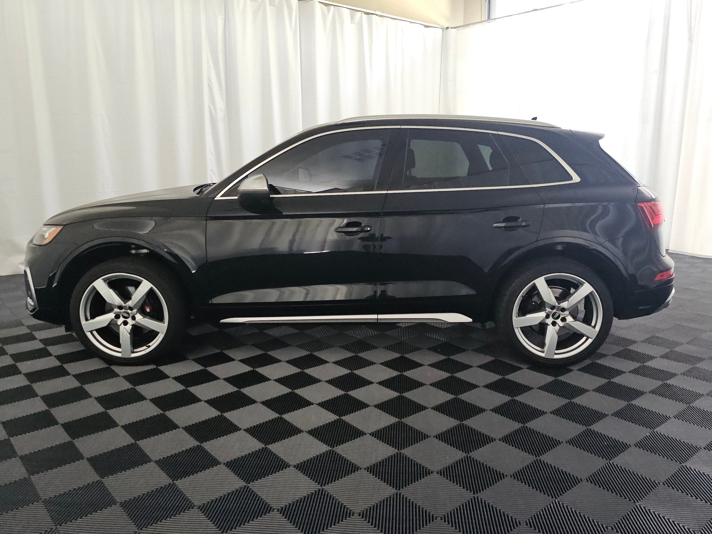 Used 2021 Audi SQ5 Premium Plus with VIN WA1B4AFY0M2042768 for sale in Fife, WA