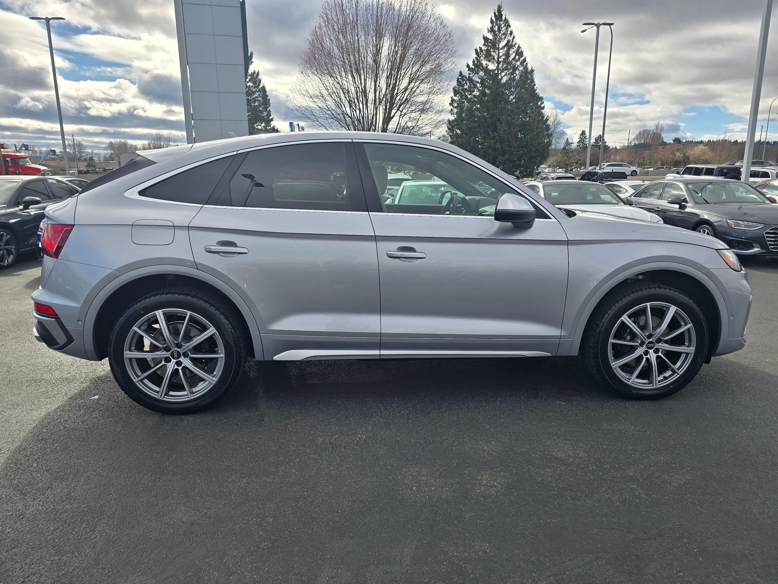 2023 Audi SQ5 Sportback Prestige - Photo 6