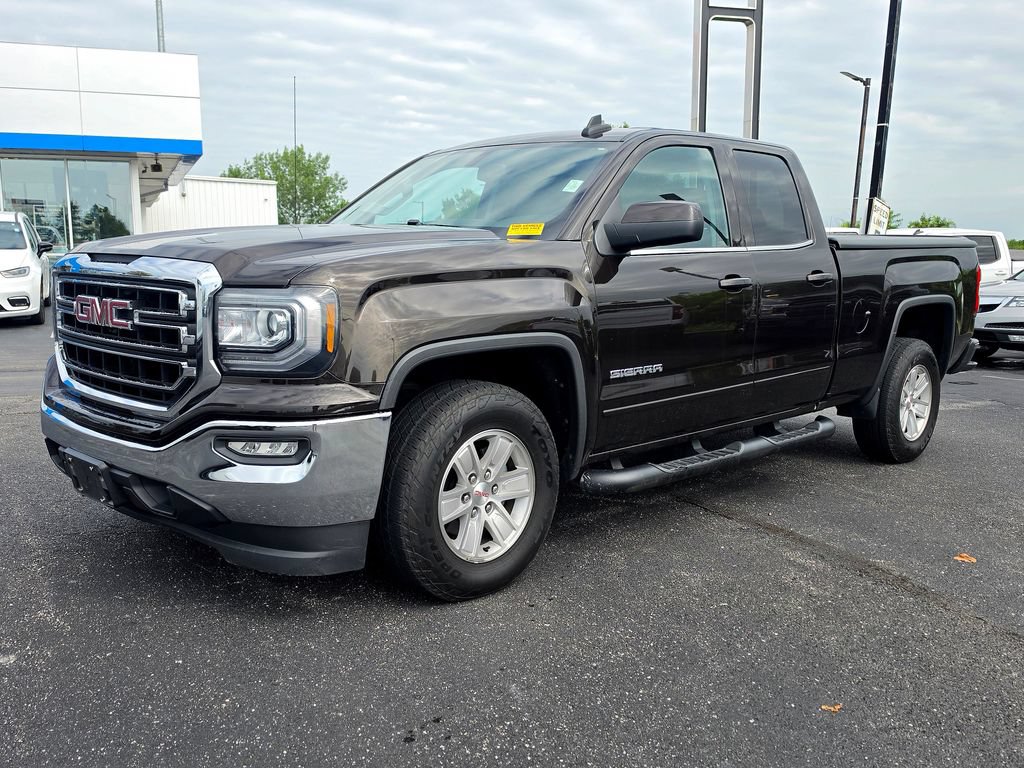 Used 2018 GMC Sierra 1500 SLE with VIN 1GTR1MEC8JZ156945 for sale in Kansas City