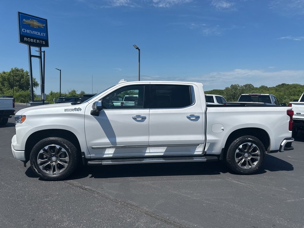 2023 Chevrolet Silverado 1500 High Country photo 4