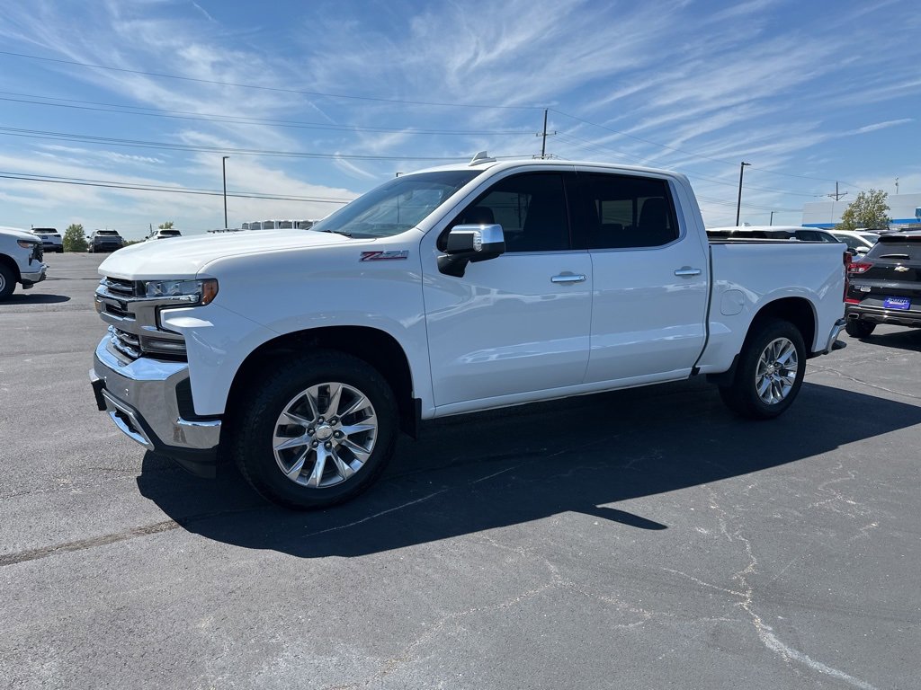 2022 Chevrolet Silverado 1500 LTZ photo 2