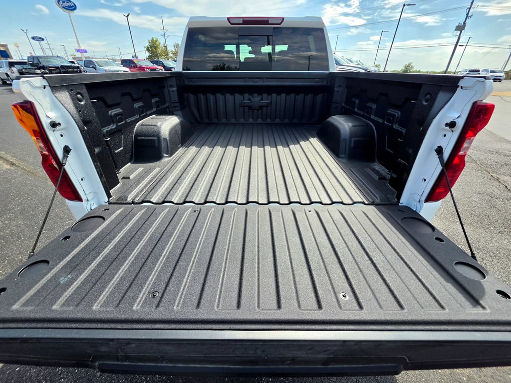 2026 Chevrolet Silverado 1500 LT - Photo 8