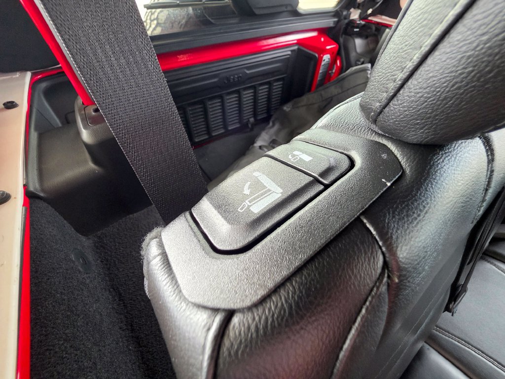 2021 Jeep Wrangler Unlimited Sahara Altitude - Photo 60